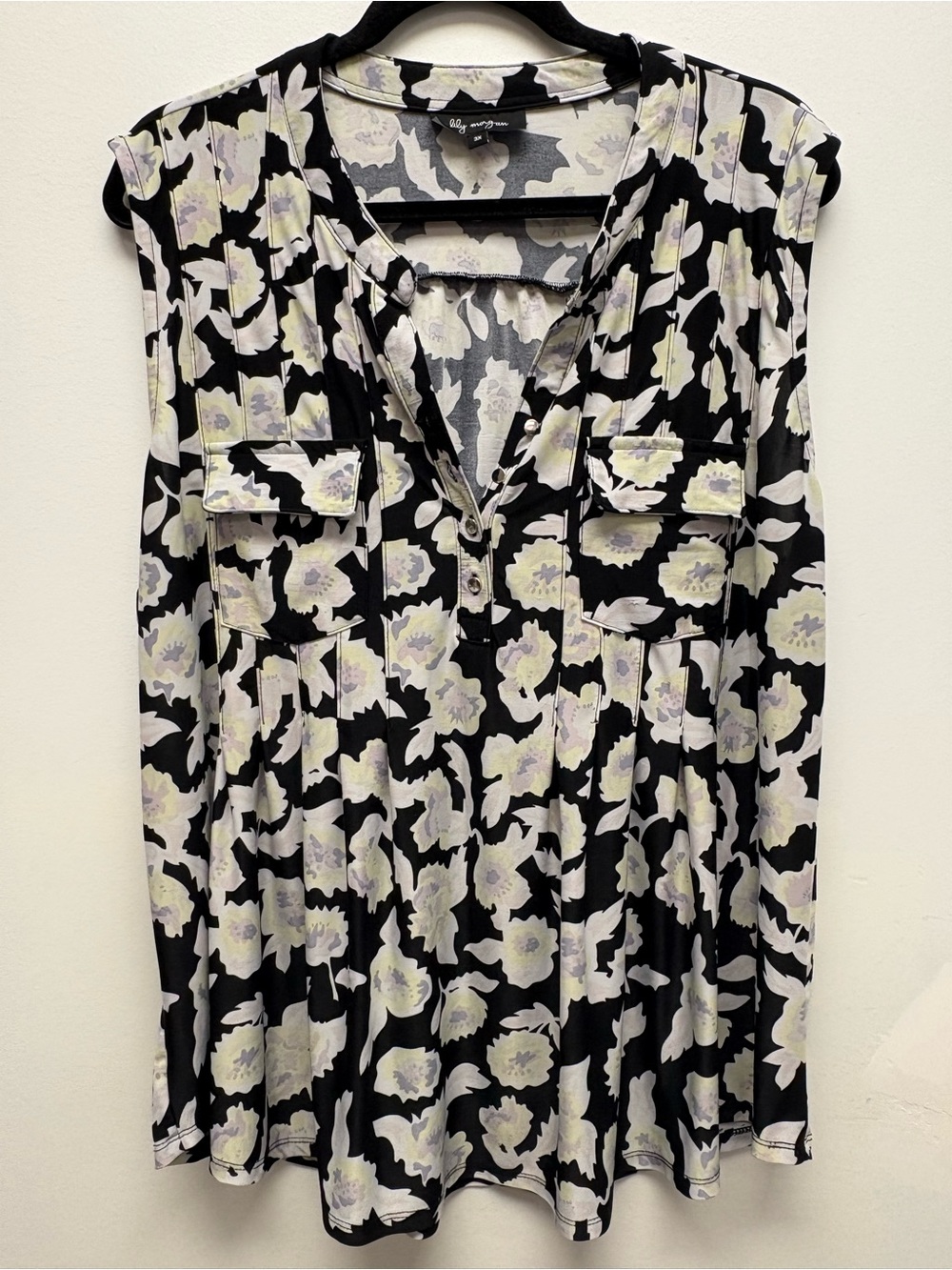 4 for $25 🖤 Lily Morgan Black & Cream Floral Sleeveless Top 3X 🖤
